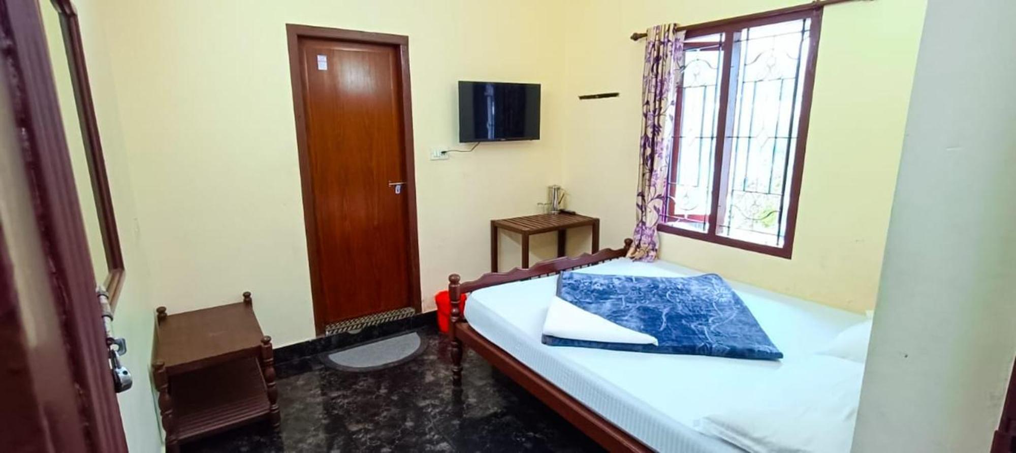 Swarna Tourist Home Munnar Zewnętrze zdjęcie