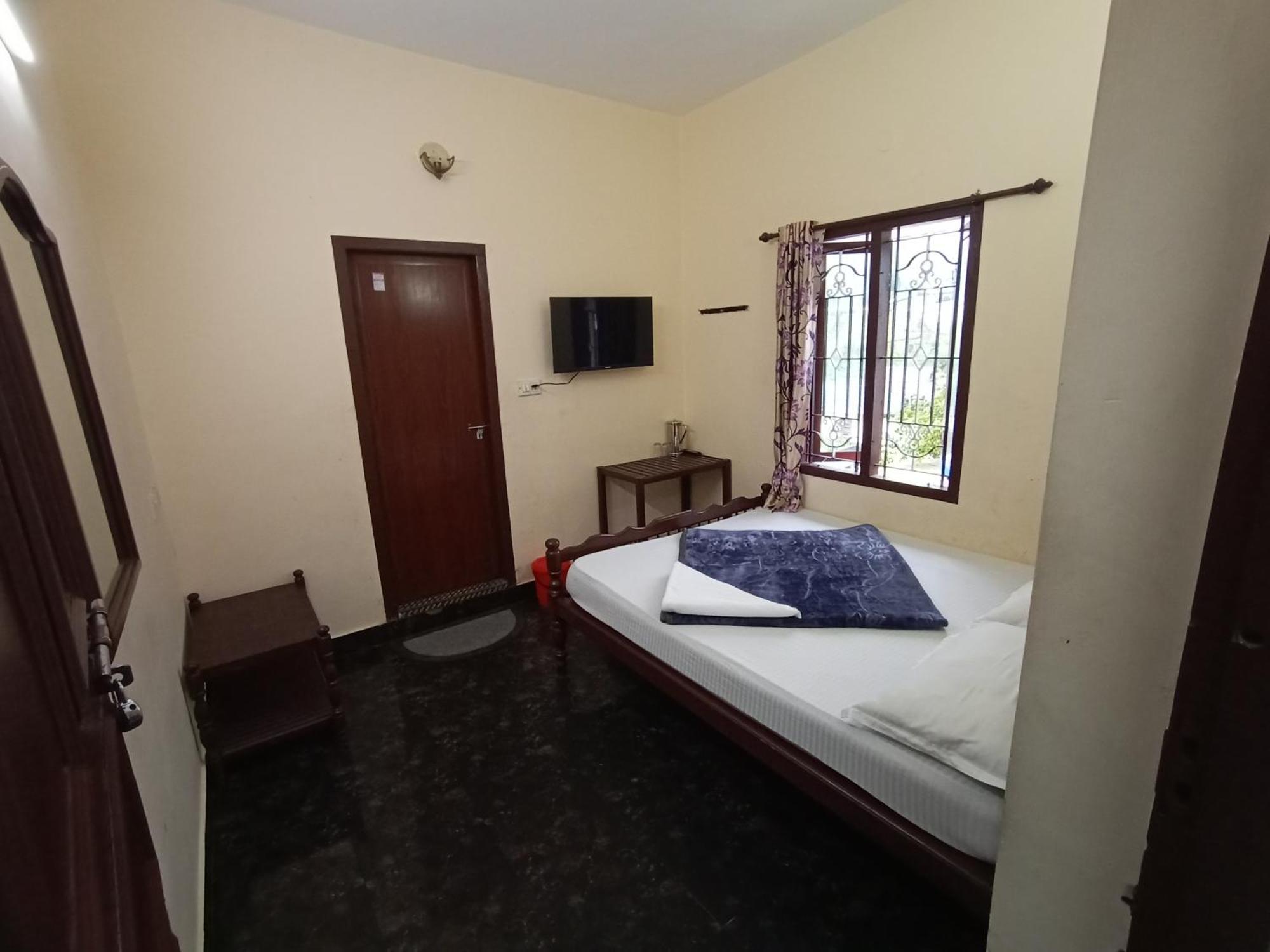 Swarna Tourist Home Munnar Zewnętrze zdjęcie