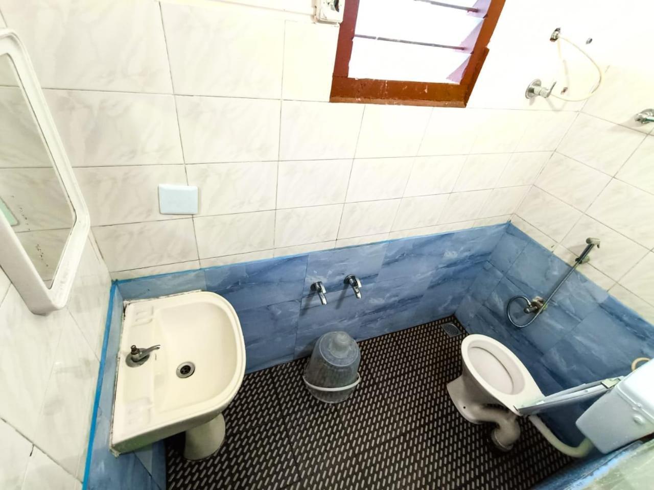 Swarna Tourist Home Munnar Zewnętrze zdjęcie